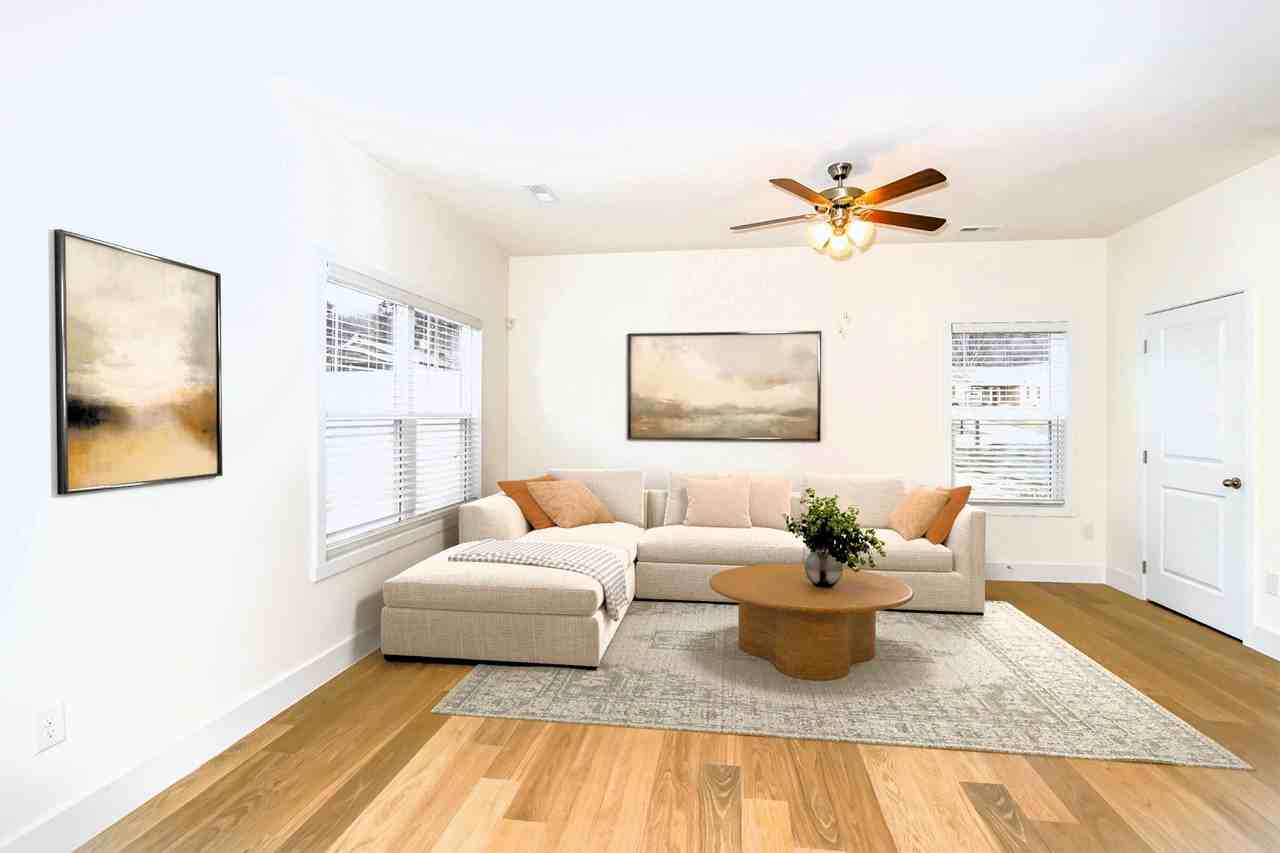 2434 Legg Crk Ln - Photo 2 of 18