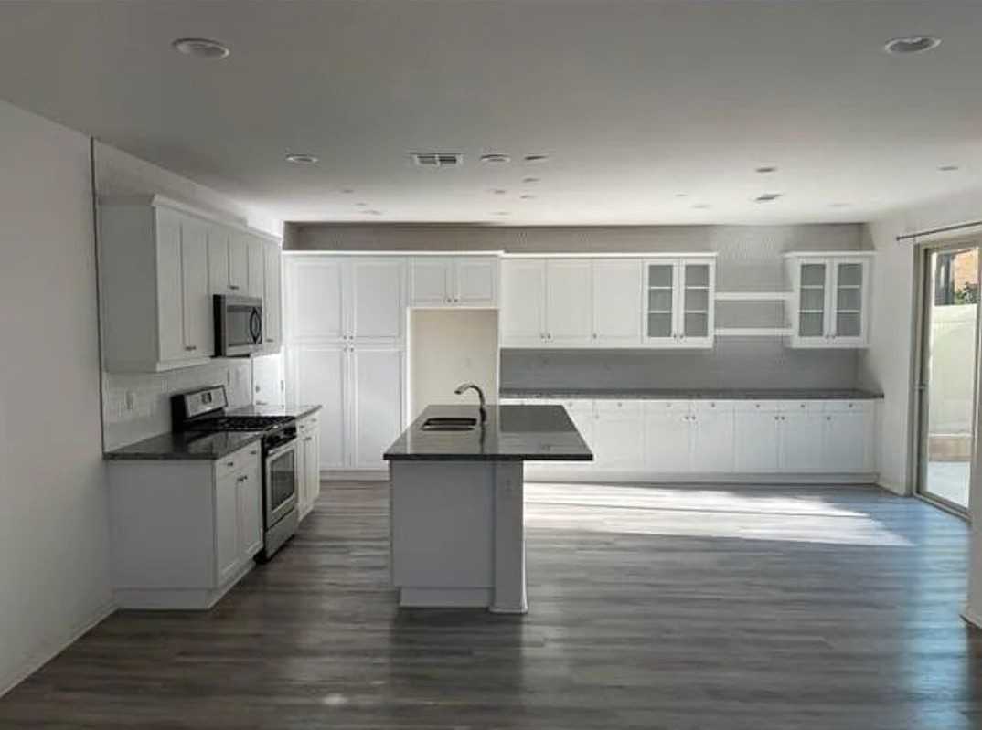 2816 Palma Cir - Photo 3 of 6