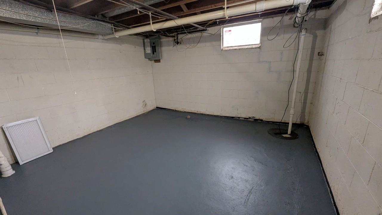 946 N Hamilton Ave #946 - Photo 6 of 8