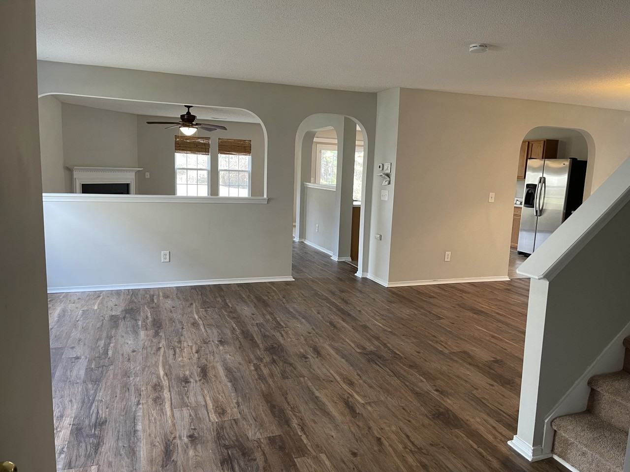 5 Bellmore Ct #5 - Photo 3 of 33