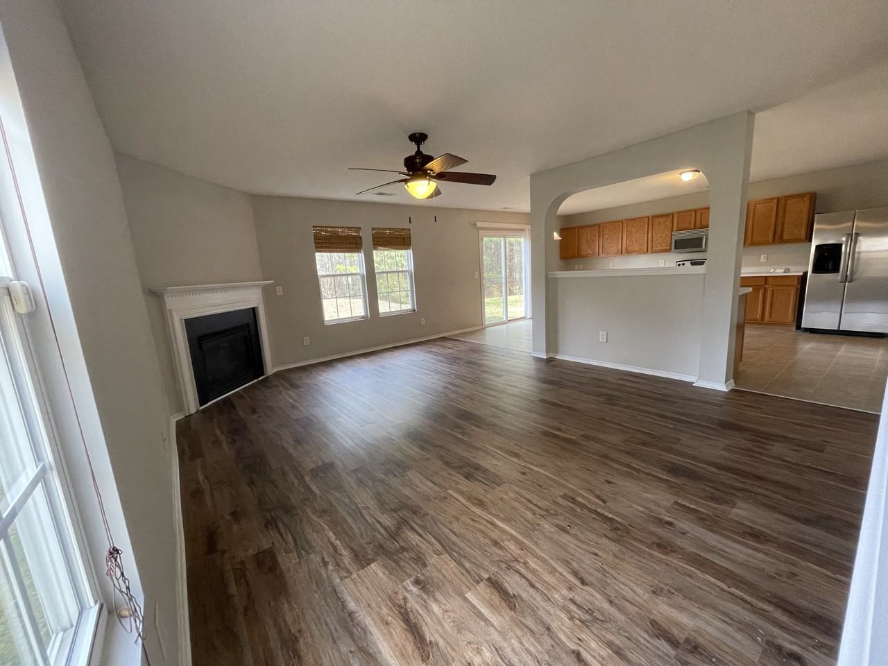 5 Bellmore Ct #5 - Photo 5 of 33