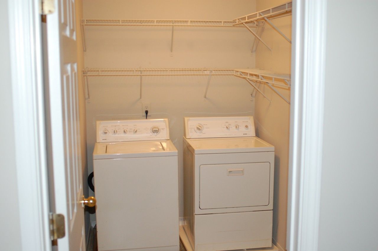5 Bellmore Ct #5 - Photo 6 of 33