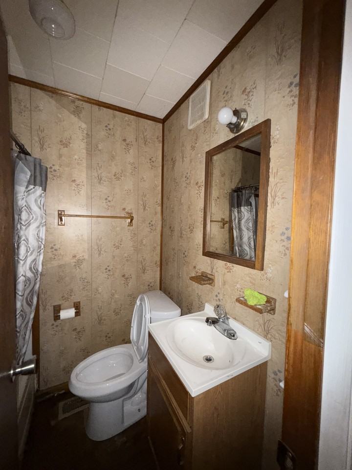 1409 W 5th Ave - Photo 7 of 10