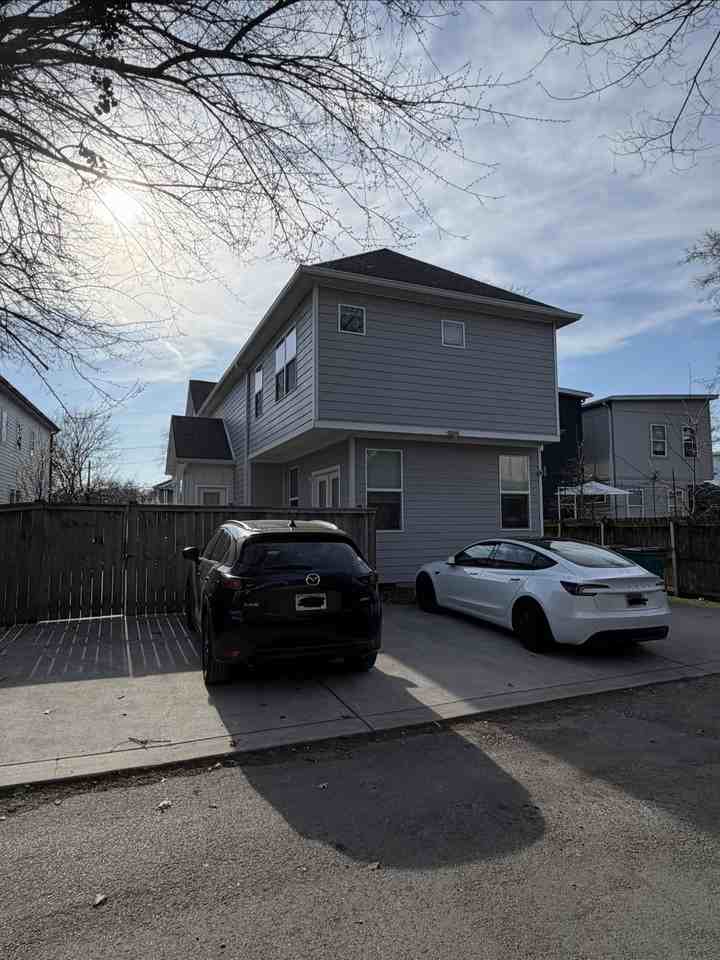 1910 16th Ave N #1910 - Photo 6 of 10