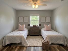 featured image of 449 Spring Dr