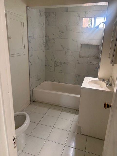 4213 8th Ave - Photo 2 of 4