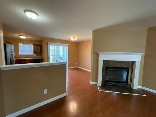 708 Crestwell Cir Sw - Photo 6 of 23