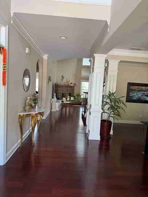 1125 Sonoma Chase - Photo 3 of 17