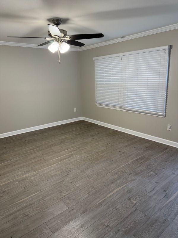 1703 Greentree Ct - Photo 2 of 11