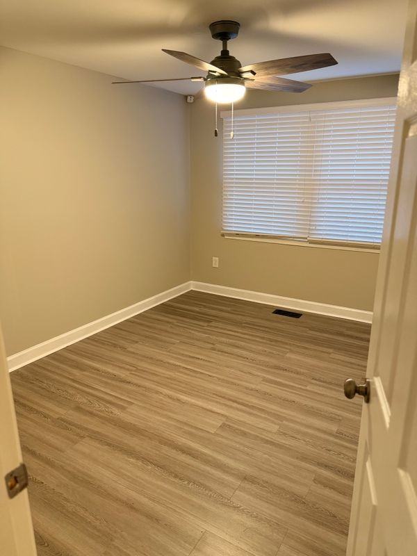 1703 Greentree Ct - Photo 7 of 11