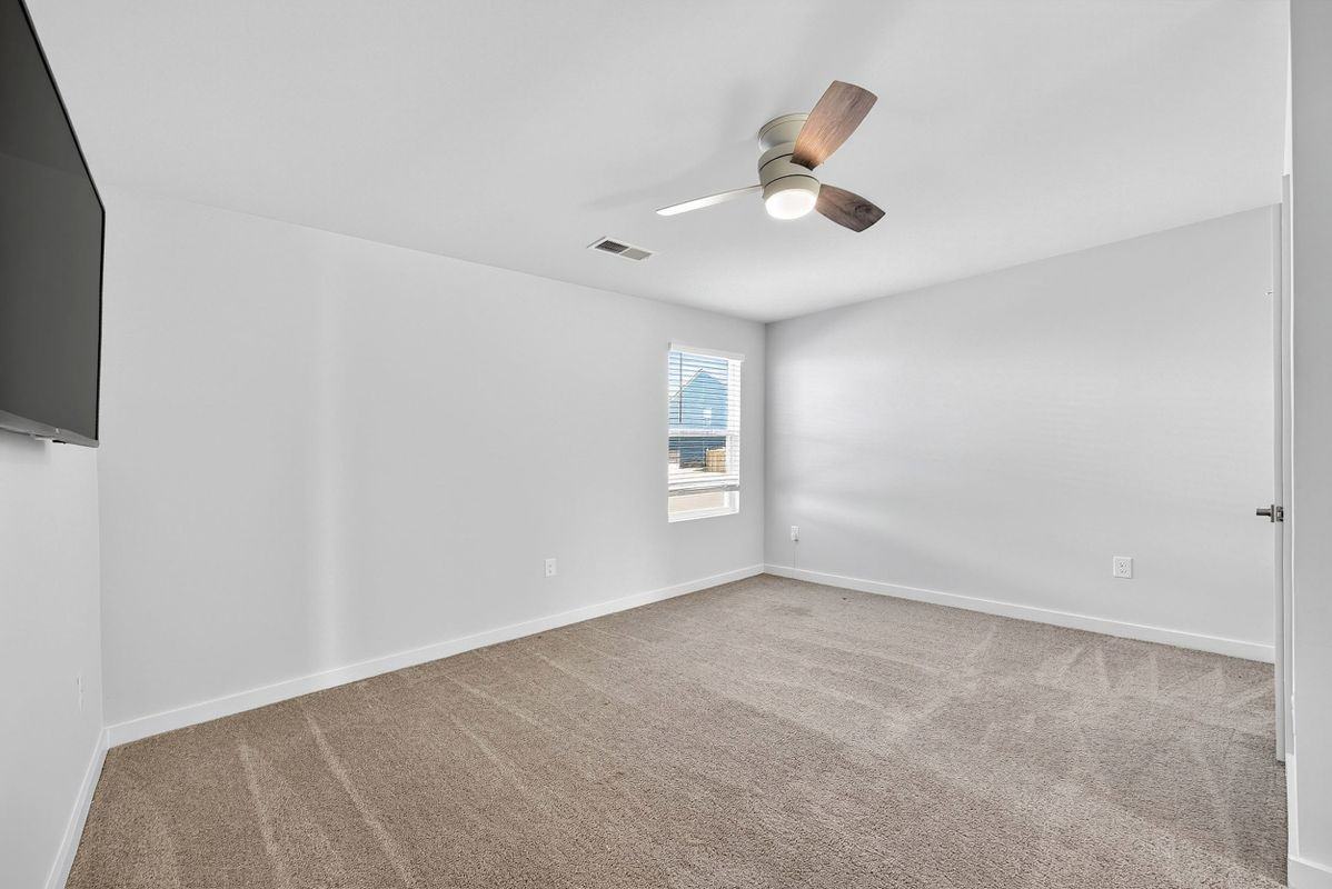 583 Overlook Rd - Photo 6 of 14