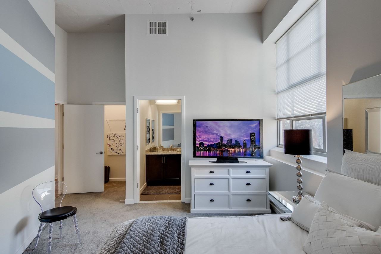 520 Park Avenue - Photo 4 of 40