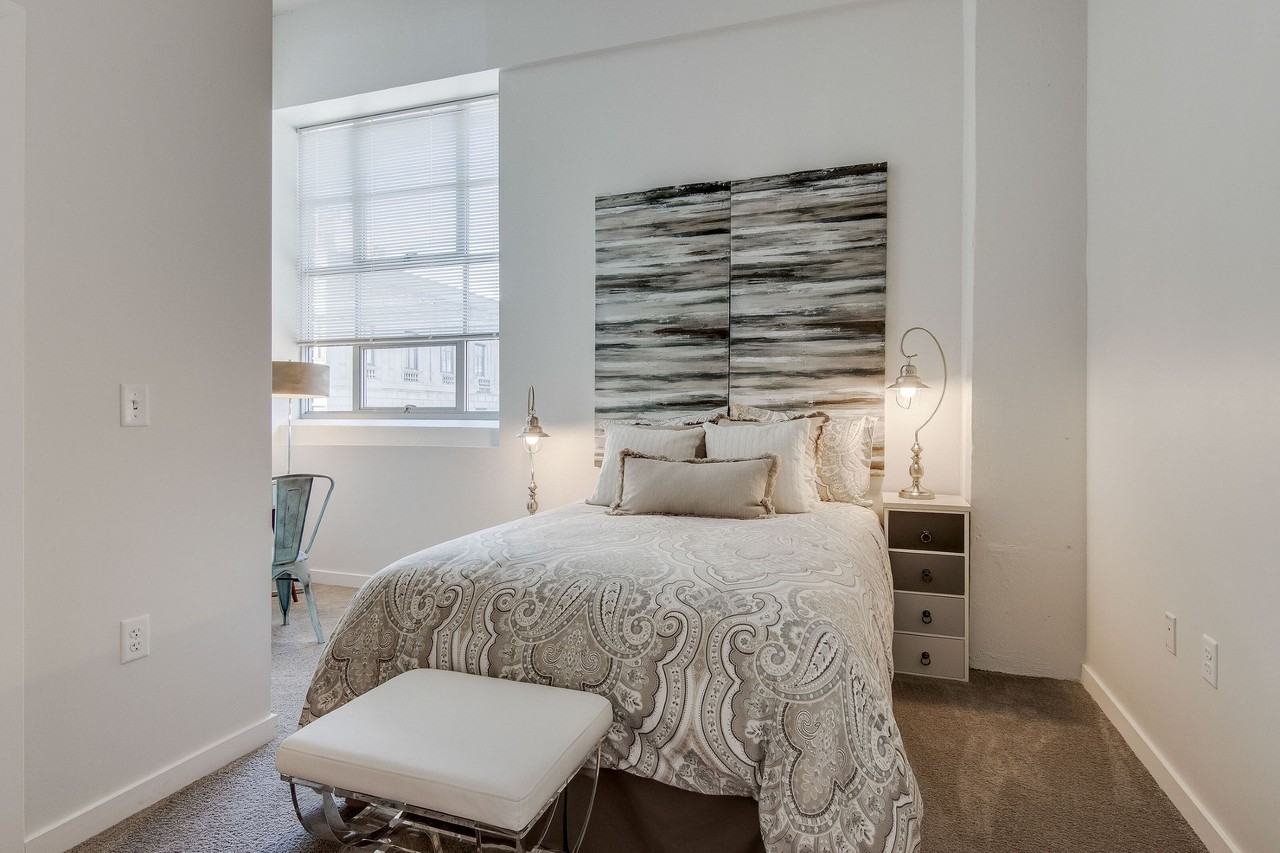 520 Park Avenue - Photo 6 of 40
