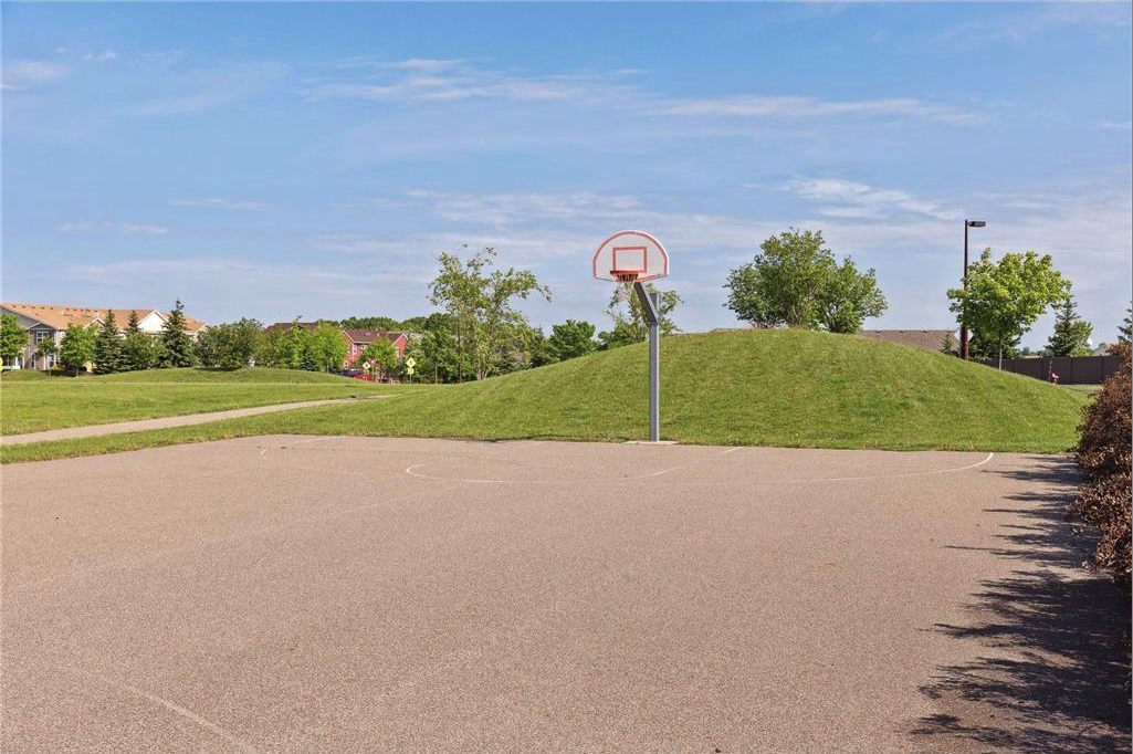 9585 Madison Dr #2 - Photo 4 of 29