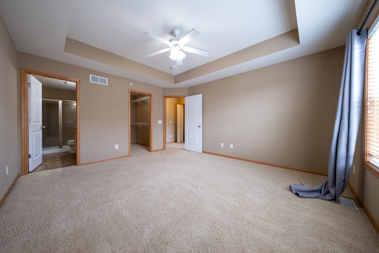 9585 Madison Dr #2 - Photo 5 of 29