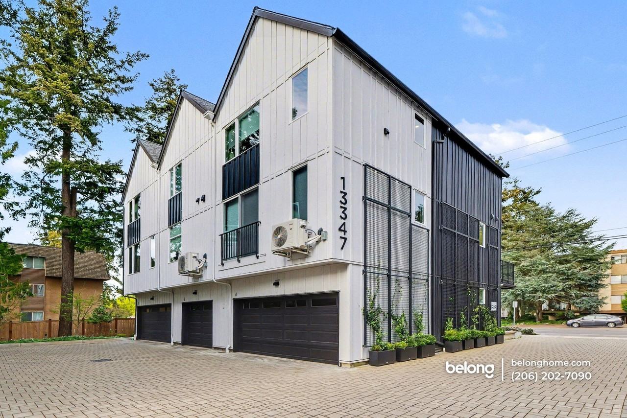 13347 Greenwood Ave N #A - Photo 2 of 18