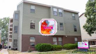 909 S Locust - Photo 1 of 1