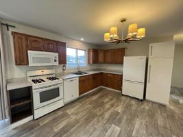 featured image of 835 Gerstmar Road #Upper