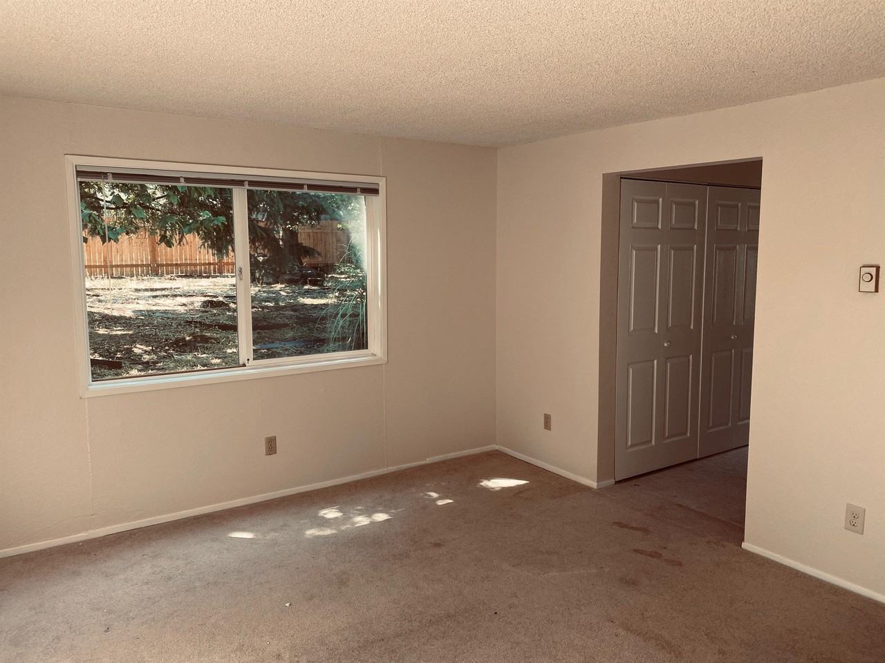 2961 Portland St #4 - Photo 2 of 8