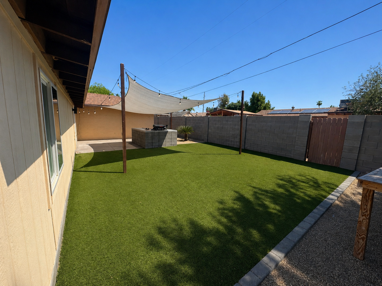 727 E Vista Del Cerro Dr - Photo 2 of 23