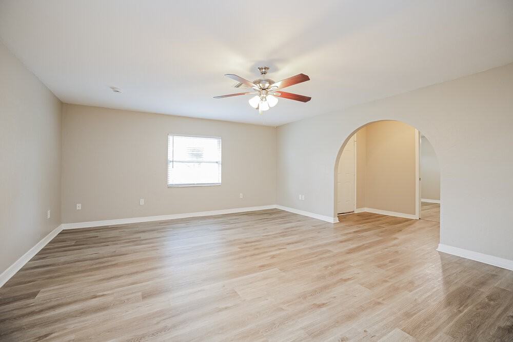 4434 Armeda Ave - Photo 5 of 16