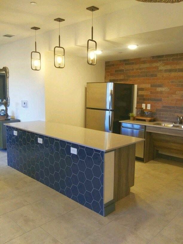 Mistletoe Station - Photo 7 of 7