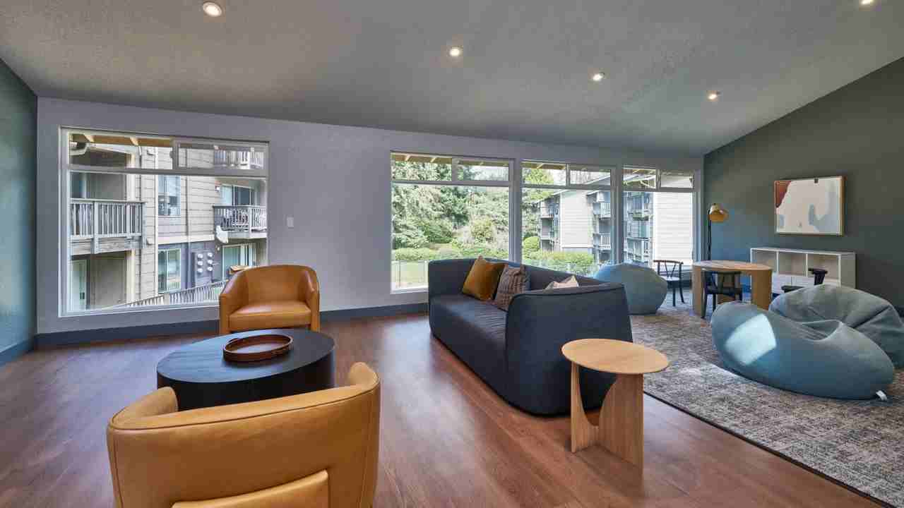 Redmond Court - Photo 5 of 41