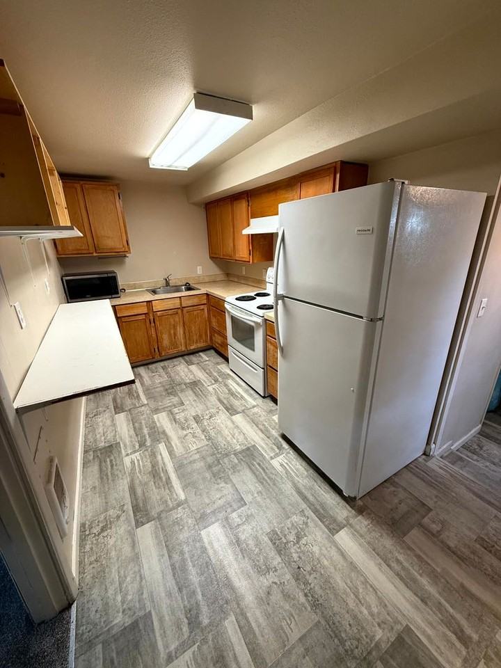 2523 Kincaid St - Photo 3 of 17