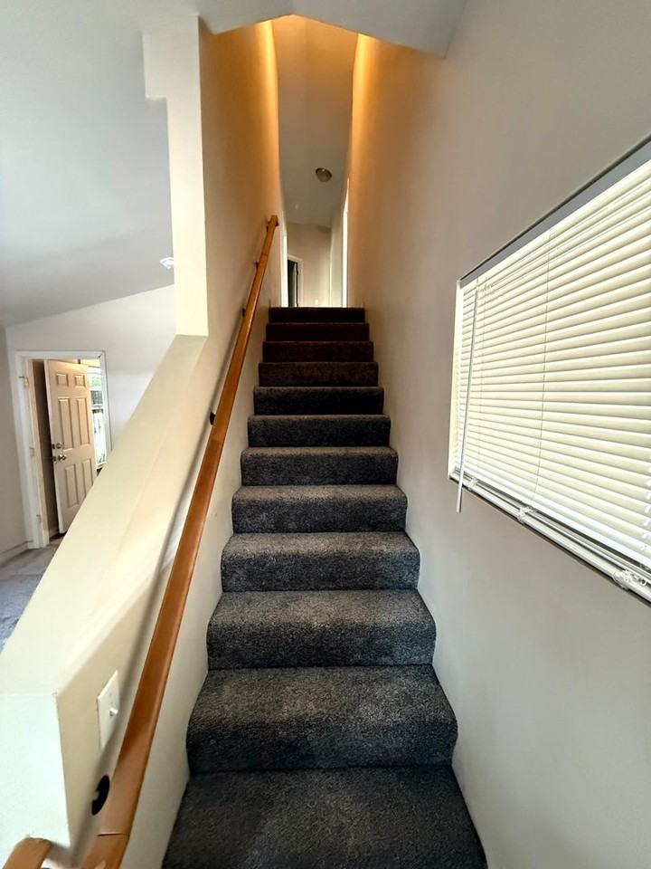2523 Kincaid St - Photo 4 of 17