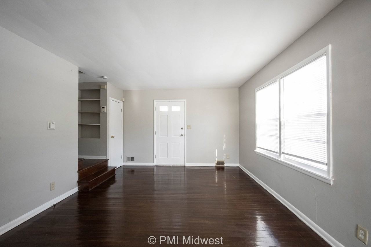 1857 W 60th St - Photo 3 of 22