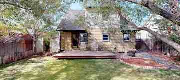 featured image of 106 8th St