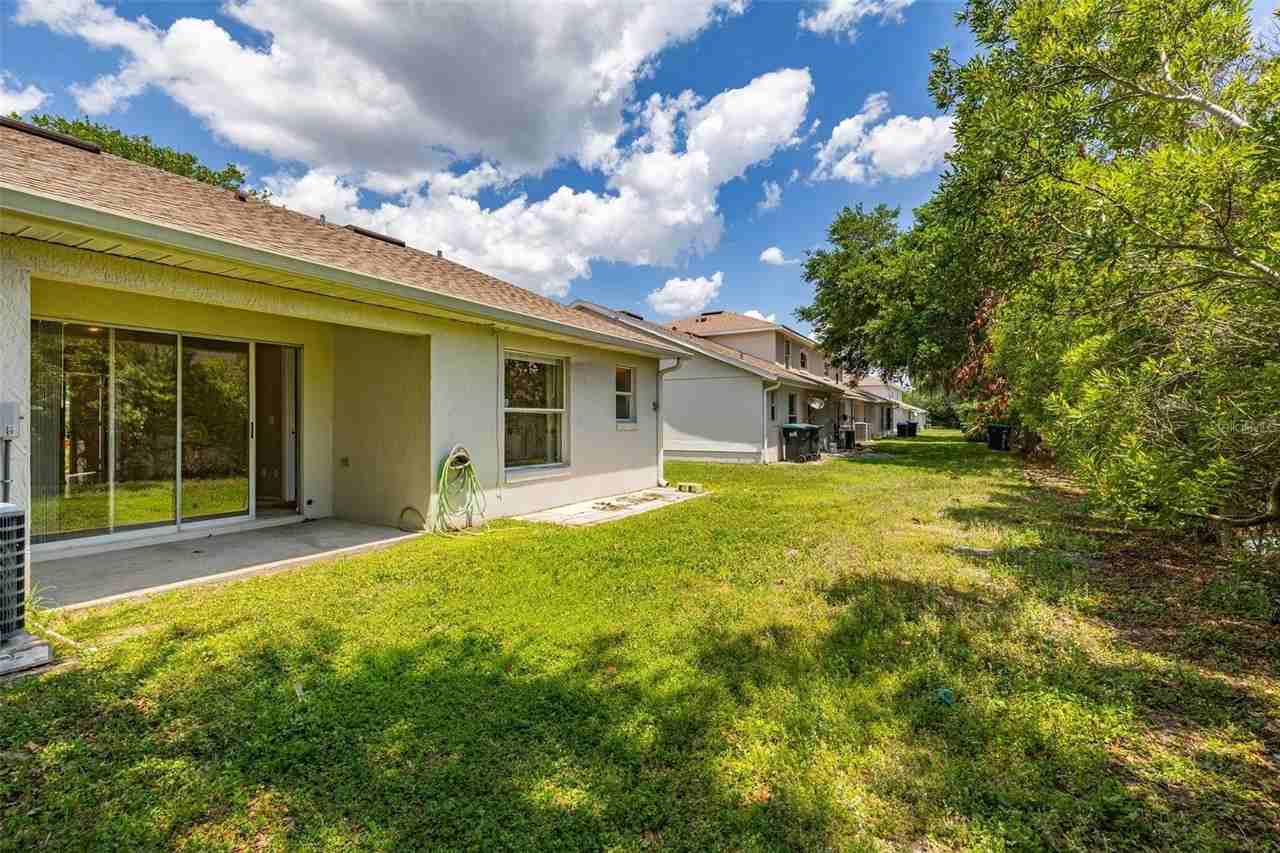 14772 Laguna Beach Cir - Photo 4 of 39