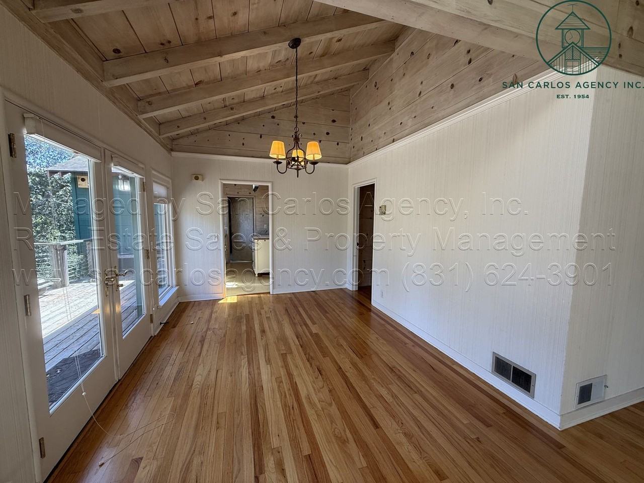 3340 7th Pl - Photo 5 of 30