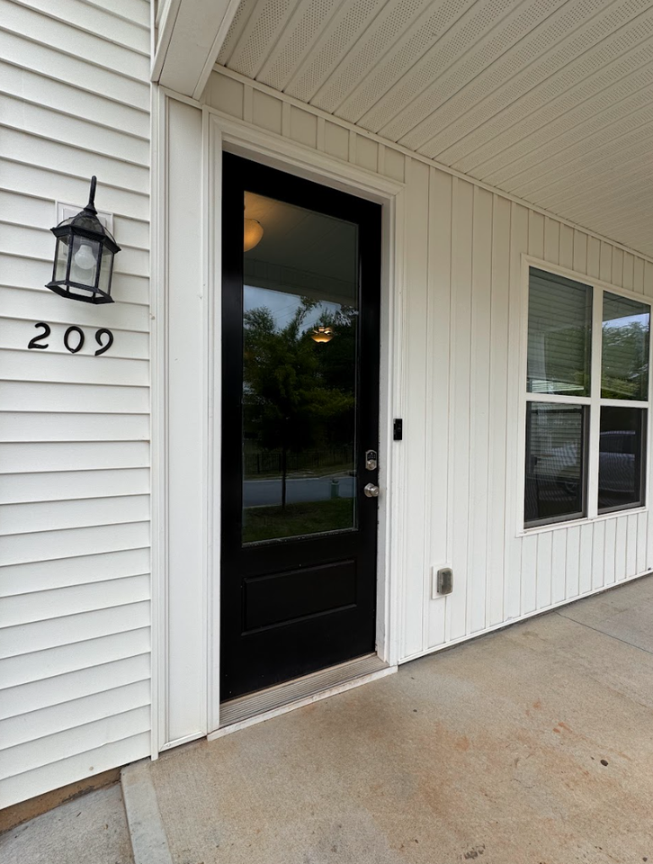 209 Clarus Creek Way - Photo 3 of 28