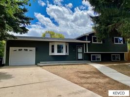 featured image of 2401 Evergreen Dr
