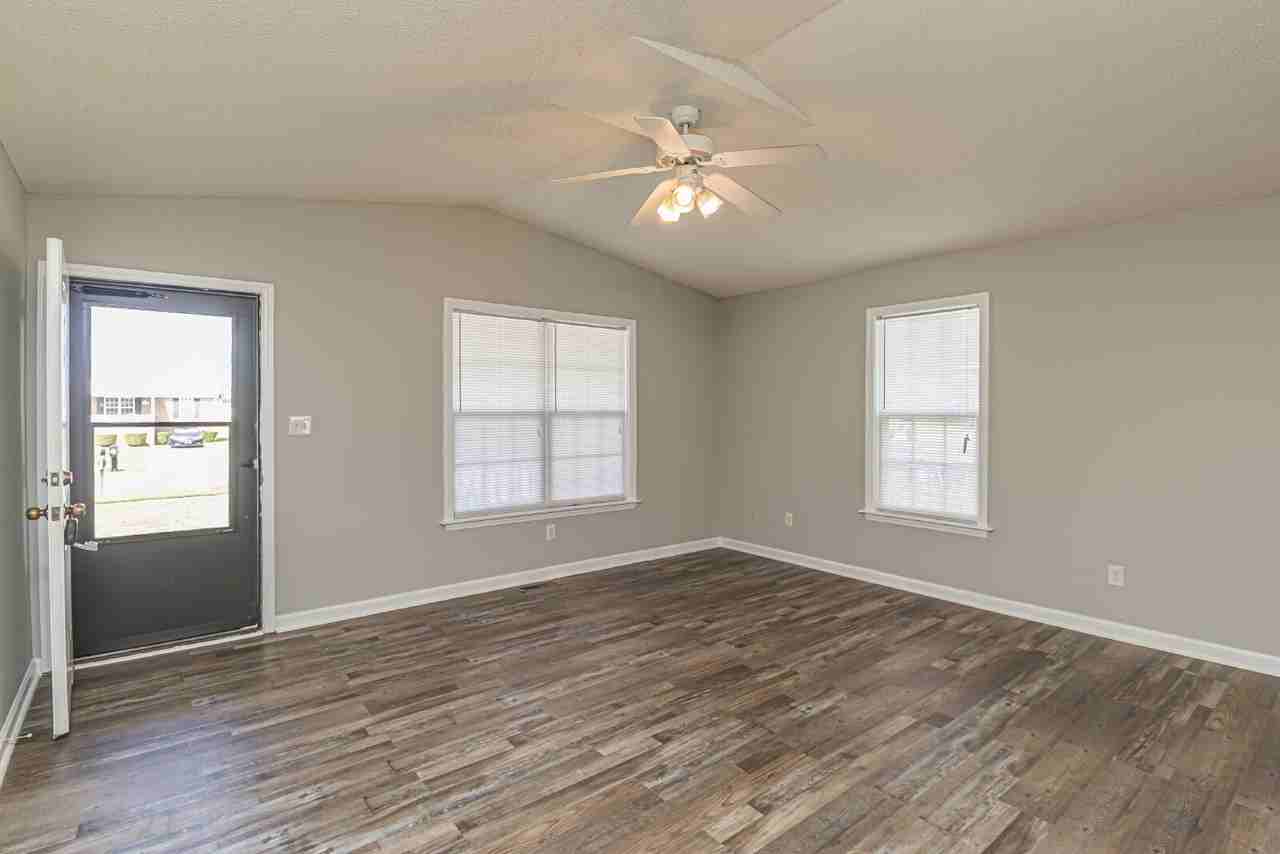 1208 Franklin St - Photo 4 of 4