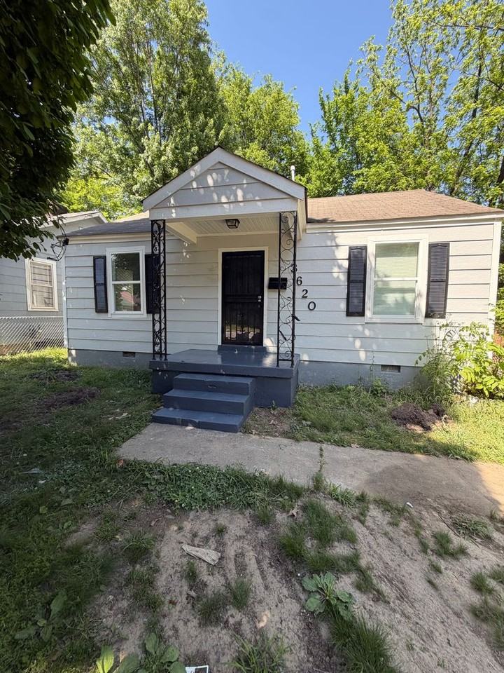 3620 Townes Ave - Photo 2 of 9