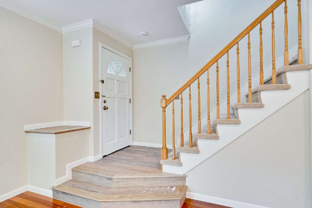 947 La Mesa Ter Unit A - Photo 2 of 34