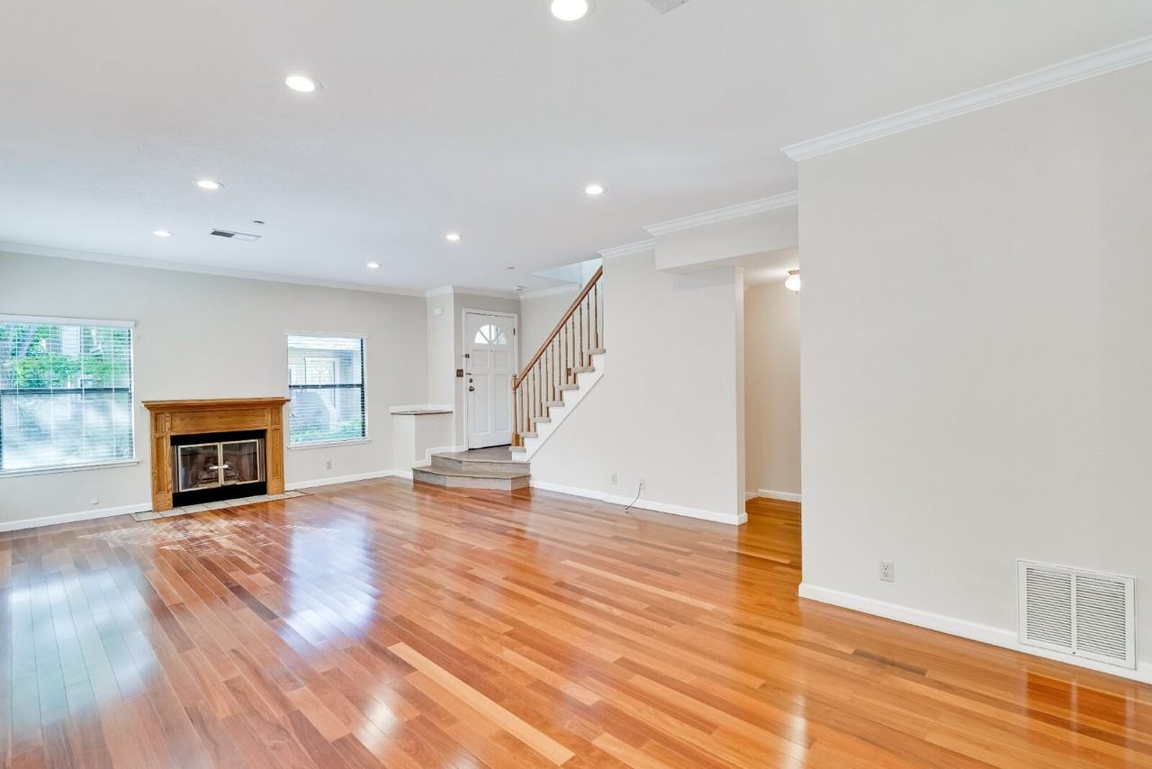 947 La Mesa Ter Unit A - Photo 3 of 34