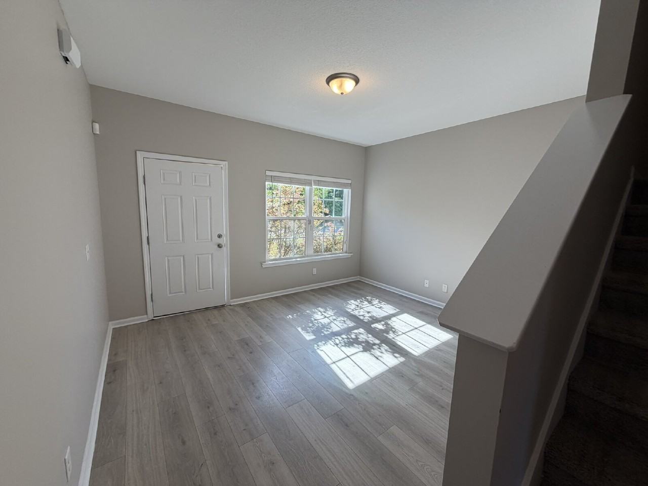 109 Wellspring Ter - Photo 3 of 19
