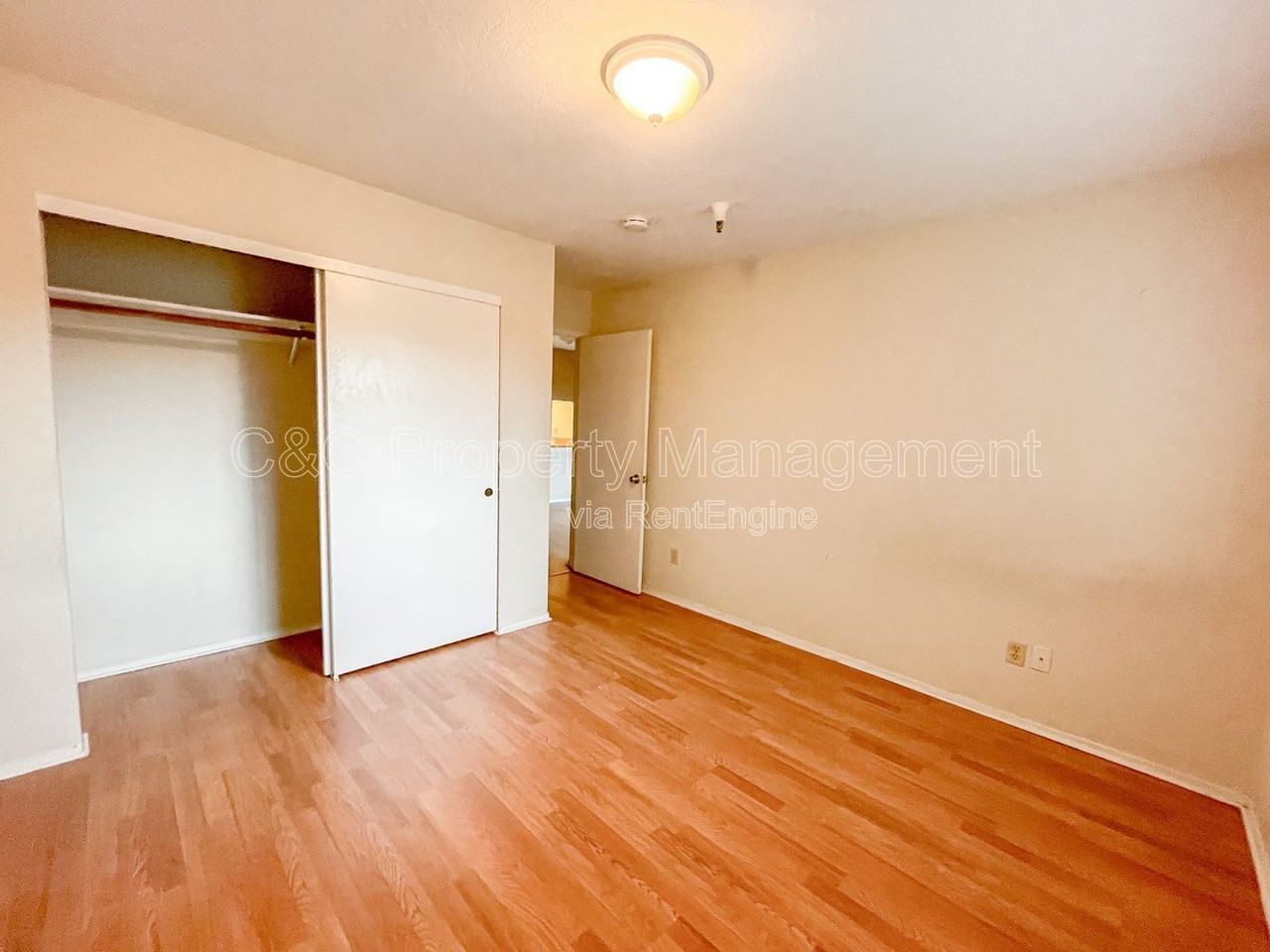 237 Montecito Ave #12 - Photo 3 of 7