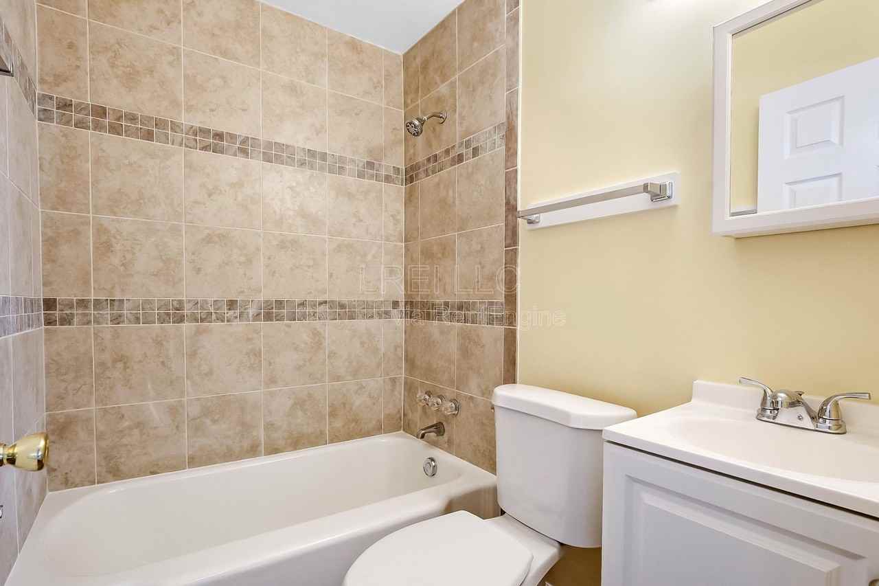 936 Camden Ave - Photo 4 of 15