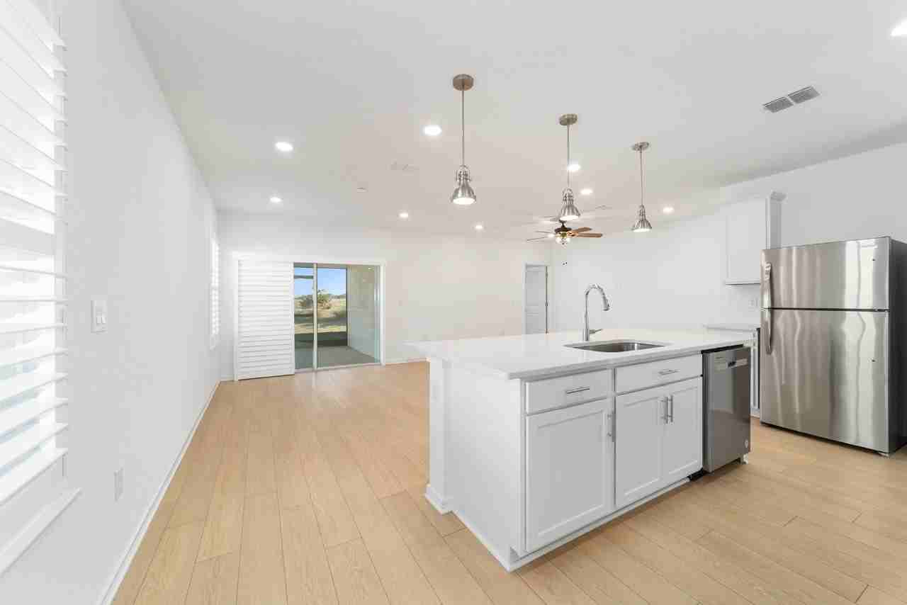 5543 Sw 85th Avenue Rd - Photo 3 of 50