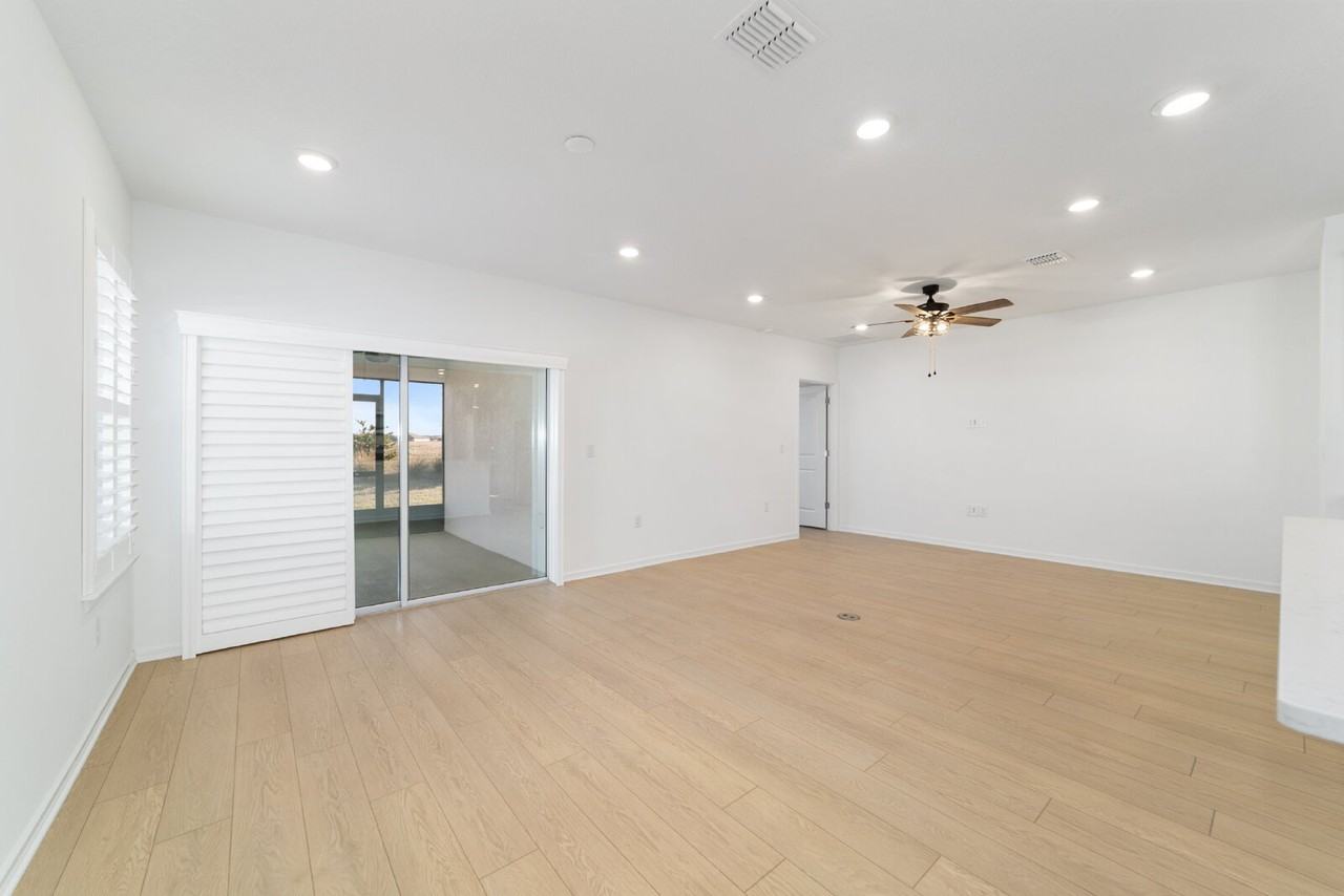 5543 Sw 85th Avenue Rd - Photo 4 of 50