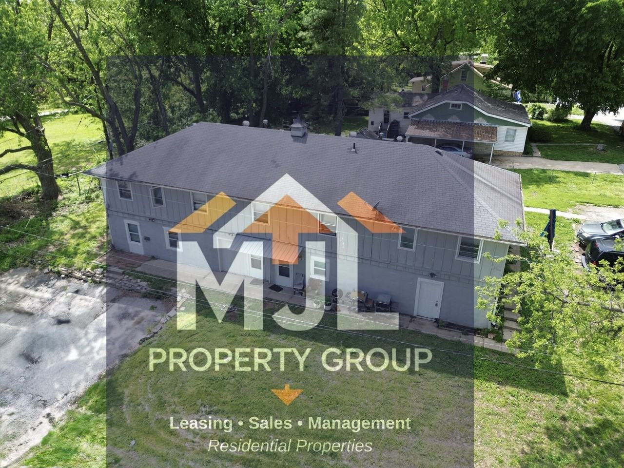 704 N Willow Ave - Photo 2 of 17