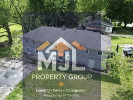 featured image of 704 N Willow Ave