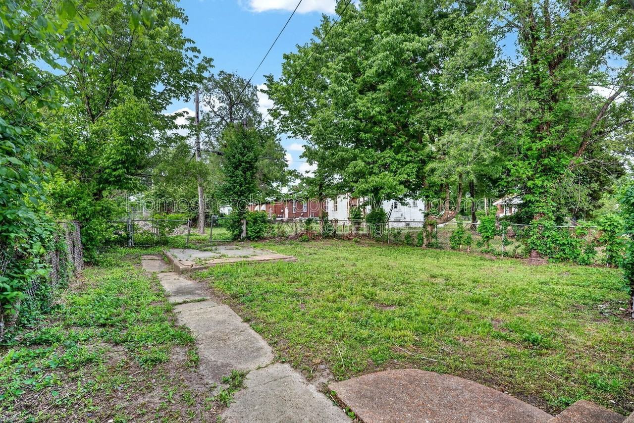 6705 Saint Louis Ave - Photo 3 of 28