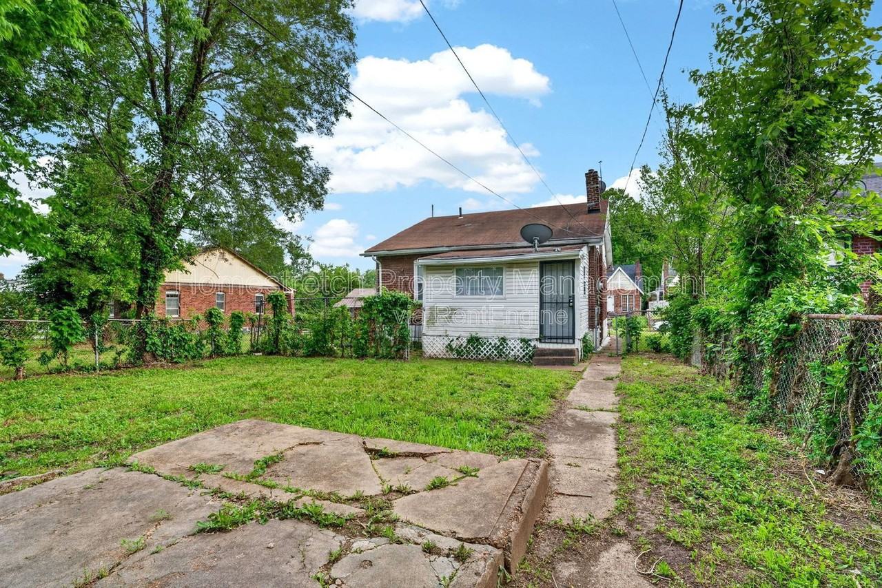 6705 Saint Louis Ave - Photo 4 of 28