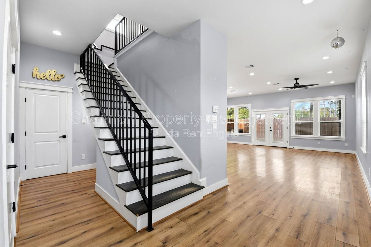 6476 T C Jester Blvd - Photo 7 of 50