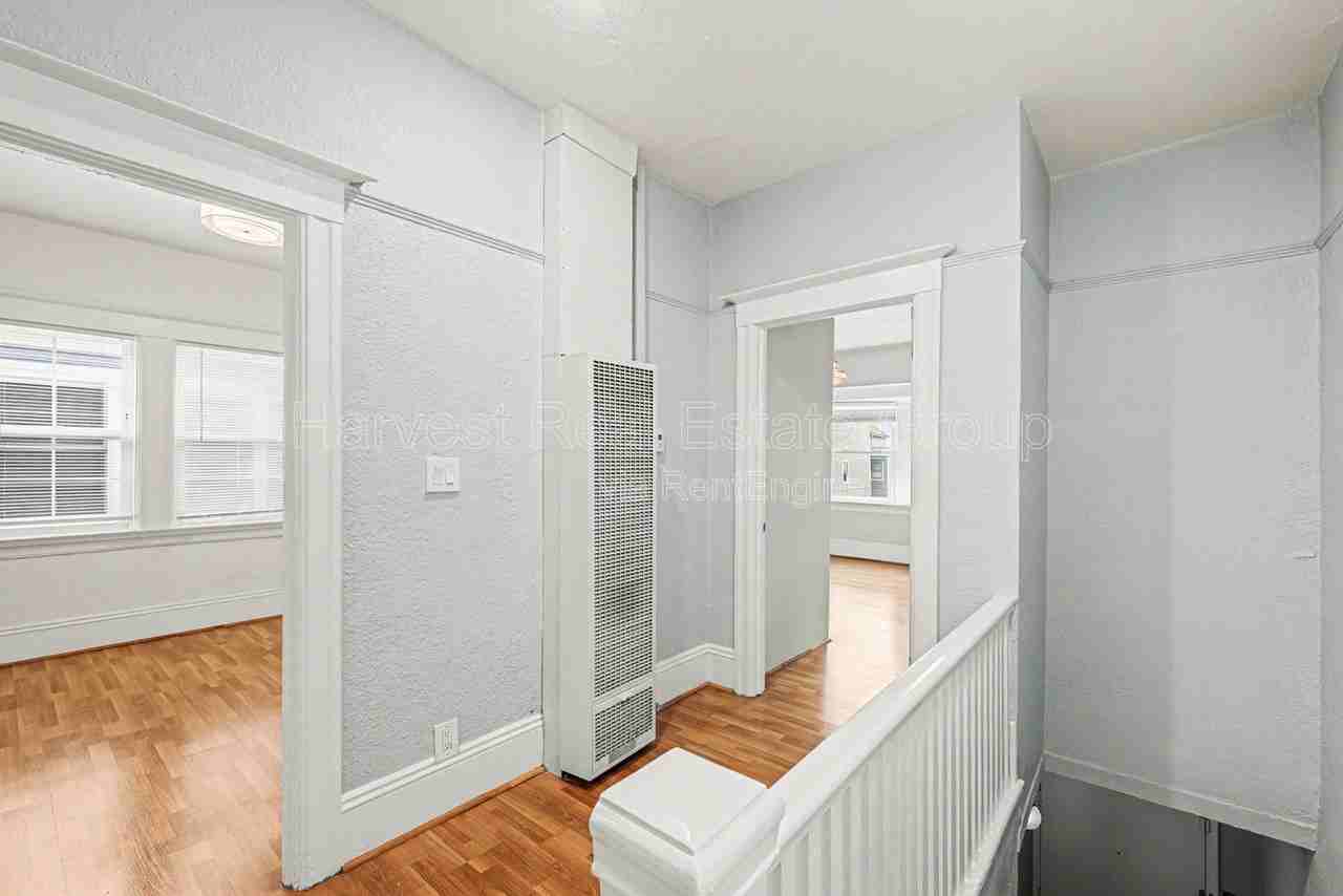 3840 Martin Luther King Jr Way #B - Photo 3 of 21